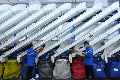 世界の宅配便の6割占める中国で送料「2円弱」値上げ 配達員の賃上げが理由だが