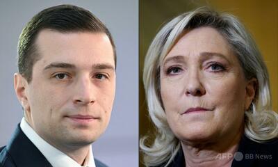 仏極右ルペン氏、29歳側近に27年大統領選へ準備要請