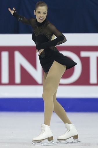 コストナーが逆転で女子シングル連覇、フィギュア欧州選手権