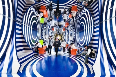 【今日の1枚】近未来のトイレ風景？ 中国