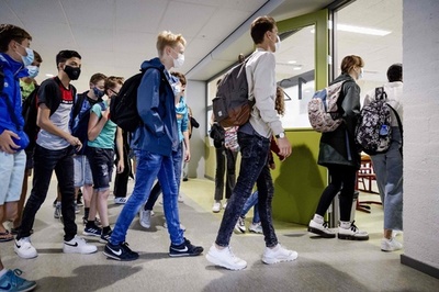 欧州のコロナとの闘い、ロックダウンなしで可能 WHO