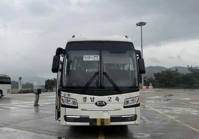韓国・高速バスで体が不自由な乗客が粗相…運転手が洗身や座席清掃まで手助け