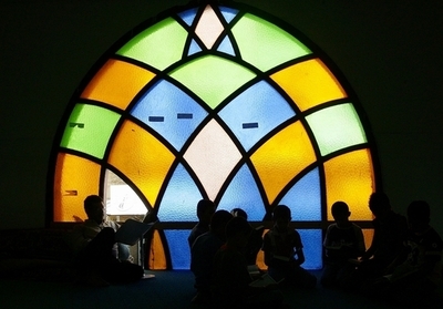 韓国LG電子、中東市場向けにコーランTVを発売