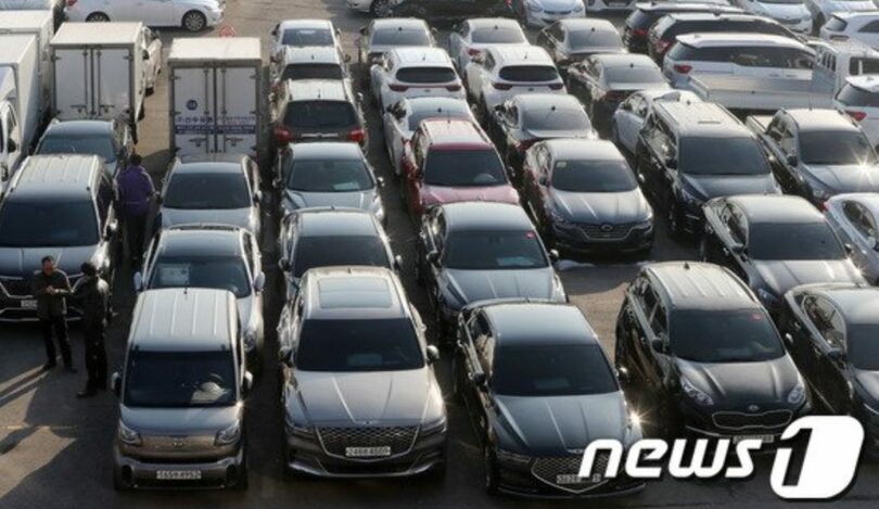 11日、ソウル市内の中古車売買市場(c)news1