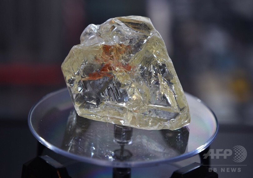 シエラレオネの「平和のダイヤ」、7億円超で落札 過去50年で最大