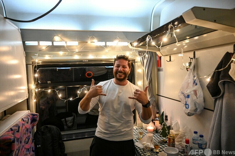 乗り込めばパーティーの始まり！ トルコの寝台列車