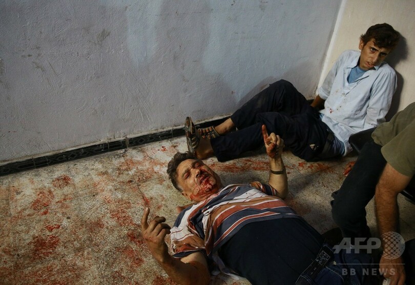シリア政府の空爆で民間人37人死亡、NGO