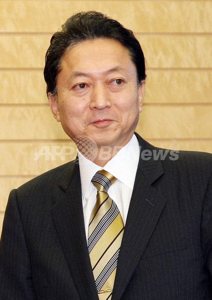 鳩山首相の元秘書2人を起訴、東京地検
