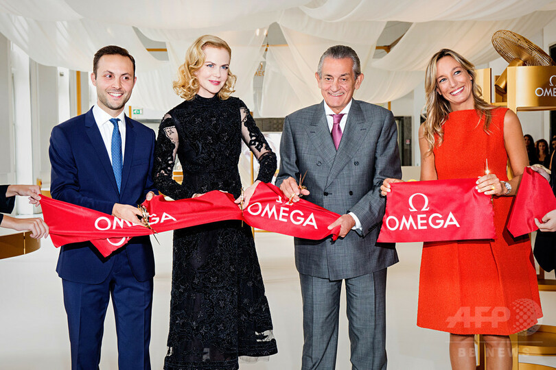 「オメガ」レディス用ウォッチメイキングの歴史をテーマとした展示会開催−伊