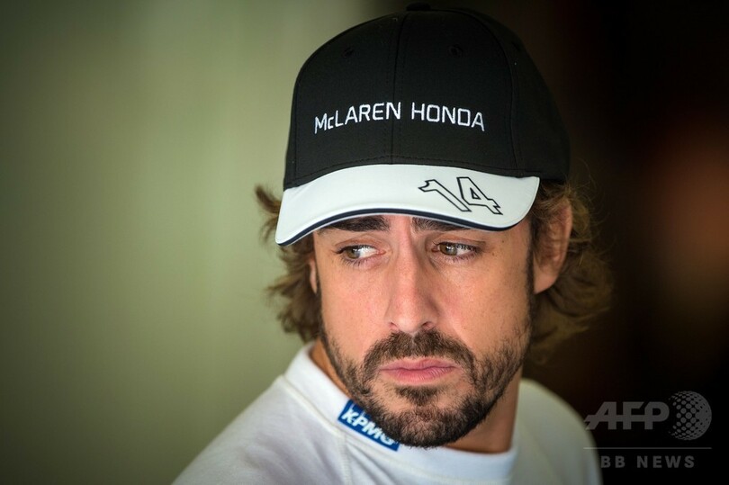 マシン押すも徒労に終わったアロンソ、現代のF1に苦言