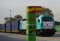 スペイン・マドリード（Madrid）のアブロニガル（Abronigal）駅に到着した
「義新欧（Yixin&apos;ou）」の貨物列車（2014年12月9日撮影）。(c)AFP/PIERRE-PHILIPPE MARCOU