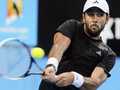 テニス男女混合国別対抗戦、第25回ホップマンカップ（Hopman Cup XXV）は5日、オーストラリアのパース（Perth）で決勝が行われ、大会第4シードのスペインが2勝1敗で第1シードのセルビアを破り、通算4度目の優勝を飾った。

男子シングルスの試合に臨むスペインのフェルナンド・ベルダスコ（Fernando Verdasco、2013年1月5日撮影）。(c)AFP/Tony ASHBY