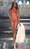 2013年の優勝者、ベネズエラ代表のマリア・ガブリエラ・イスレル（Maria Gabriela Isler）さん。ロシア首都モスクワで開かれた最終選考会の水着審査で（2013年11月9日撮影）。(c)AFP/ALEXANDER NEMENOV