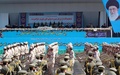 イランの首都テヘランで開催された毎年恒例のイラン・イラク戦争の開戦を記念する軍事パレード（2022年9月22日撮影）。(c)AFP