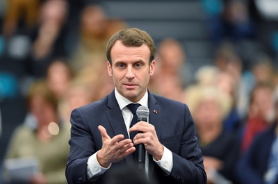 マクロン仏大統領、シェンゲン協定改革求める 新機関設置も提案