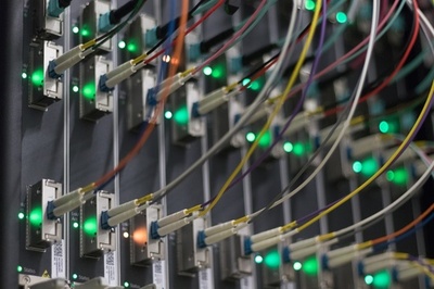 ロシア下院、インターネット隔離法案を支持 「北朝鮮式」可能に