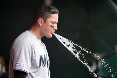 ひまわりの種吐き、試合後のシャワーなど禁止へ MLBコロナ対策