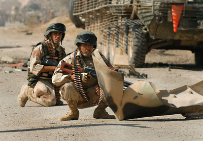 在イラク米大使館、文民職員の陸路移動を当面禁止