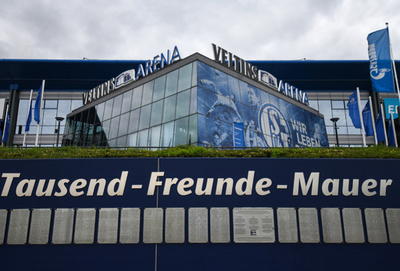 シャルケ、本拠地に貯蔵のビール8000リットルを返却