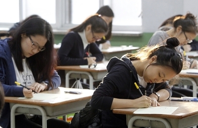 アジアで加熱する「塾・家庭教師」人気、効果は「疑わしい」