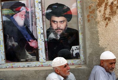 シーア派指導者サドル師支持者の礼拝、バグダッド