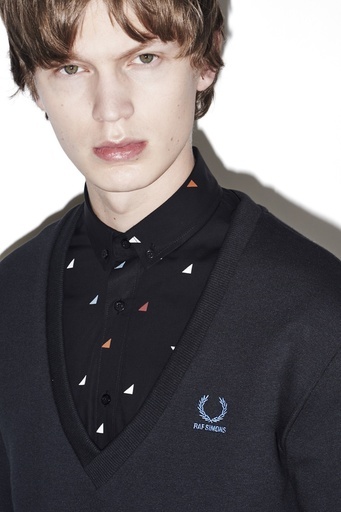 「Raf Simons×Fred Perry」2015秋冬コレクション28日発売開始