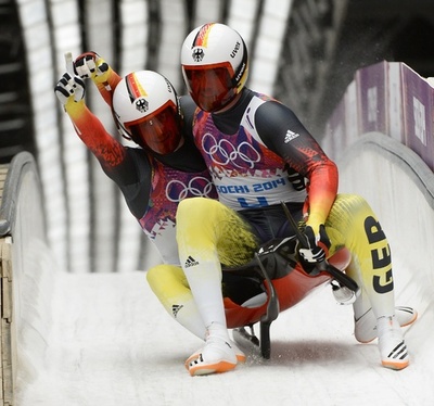 リュージュで独勢三つ目の金、男子二人乗りも制す ソチ五輪
