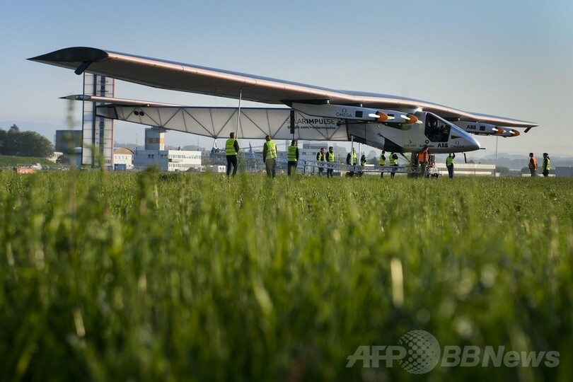 次世代ソーラー飛行機、初の屋外テスト スイス