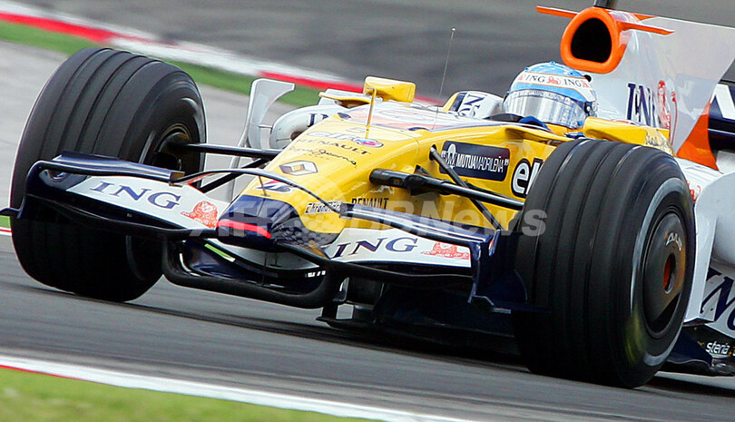 マッサ ポール・トゥ・ウィンでトルコGPを制しシーズン2勝目