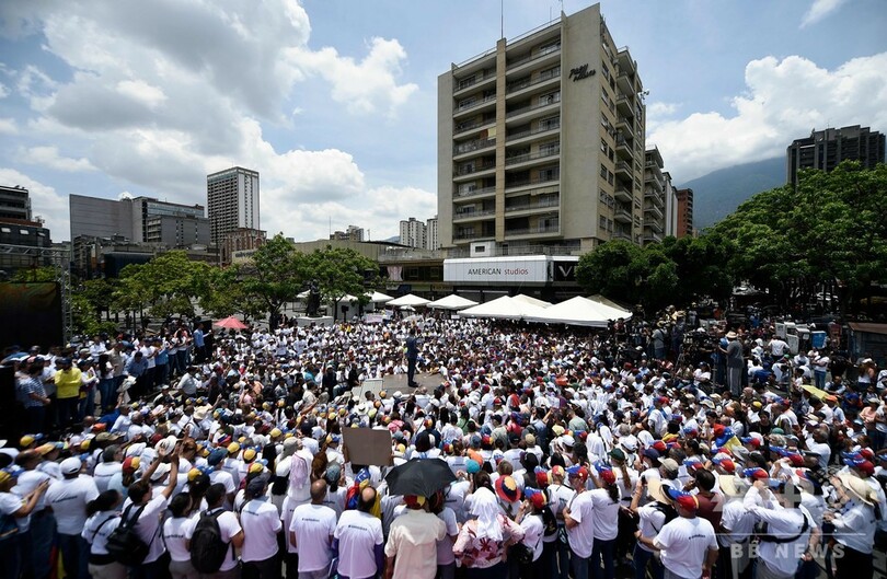 野党指導者グアイド氏、国軍に離反呼び掛け 南米ベネズエラ