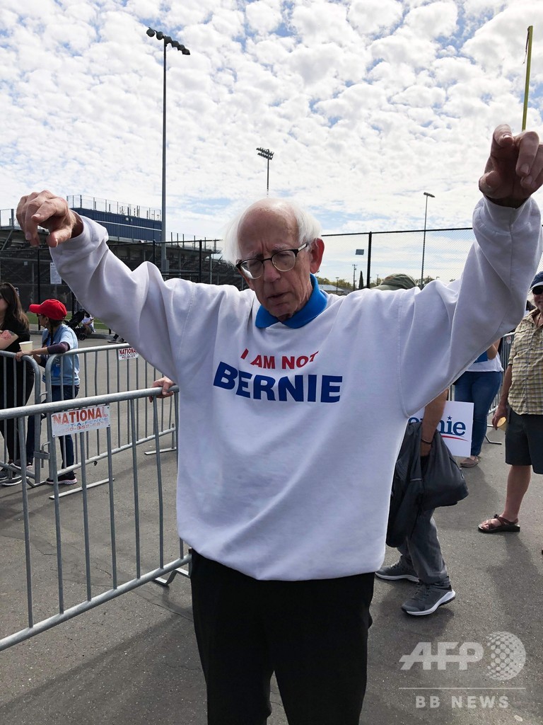 サンダース氏のそっくりさん、民主党員にくら替えし本人を応援