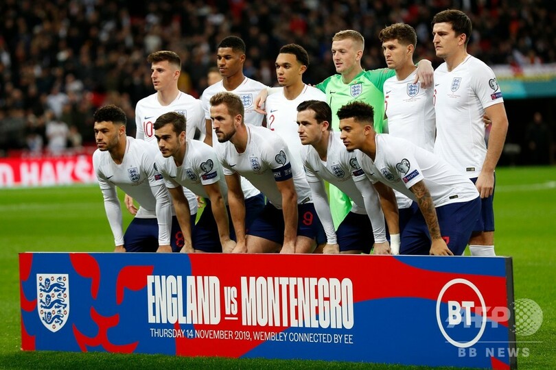 イングランドの欧州選手権出場決定、1000試合目を大勝で飾る