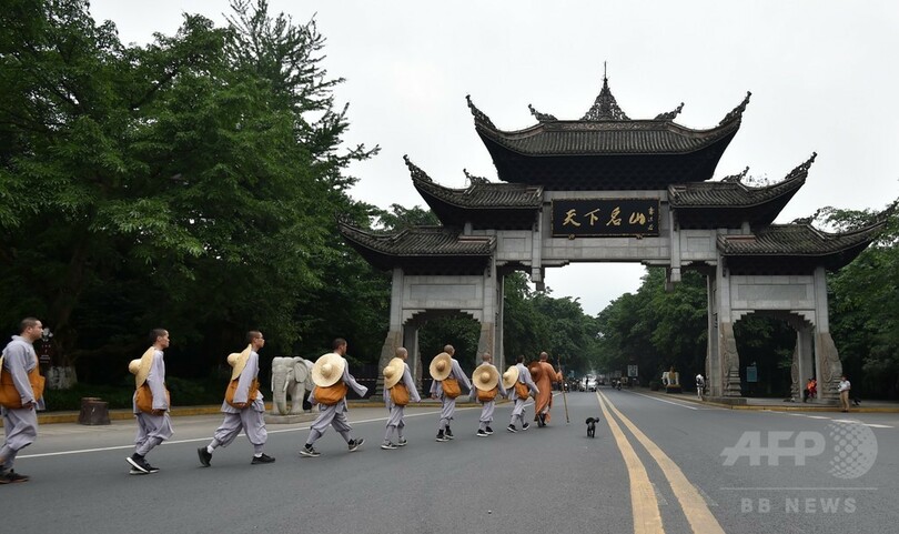上海から四川峨眉山まで行脚の旅、94日で2600キロ