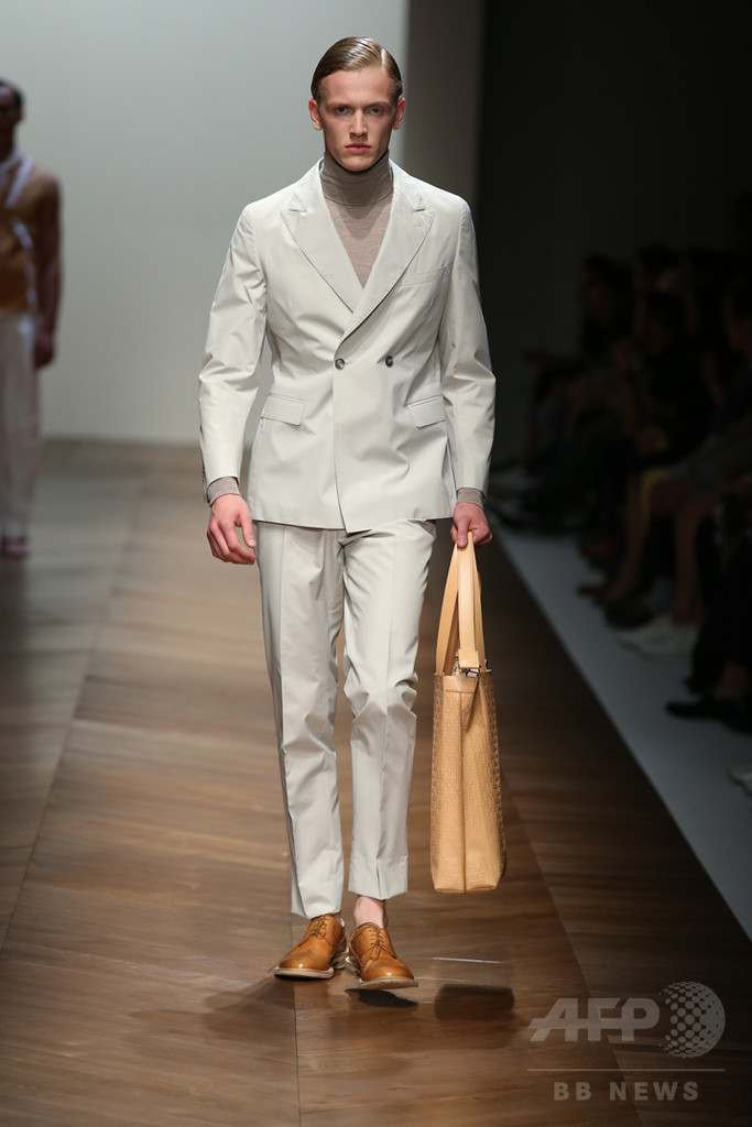 ラテン語のことわざにインスパイア「ダックス」16年春夏メンズ