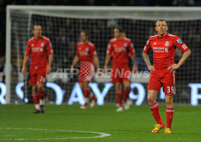 リバプールがボルトンに敗戦、チェルシーはドロー