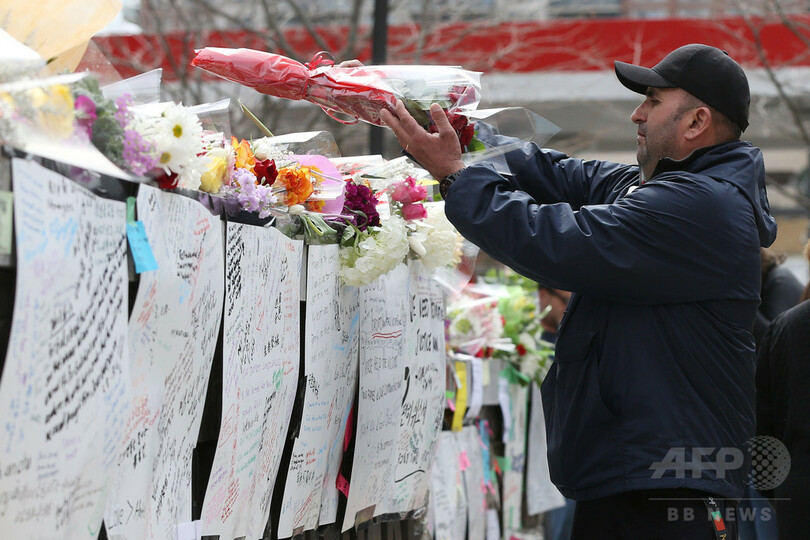 カナダ車暴走、犠牲者10人中8人女性 警察発表