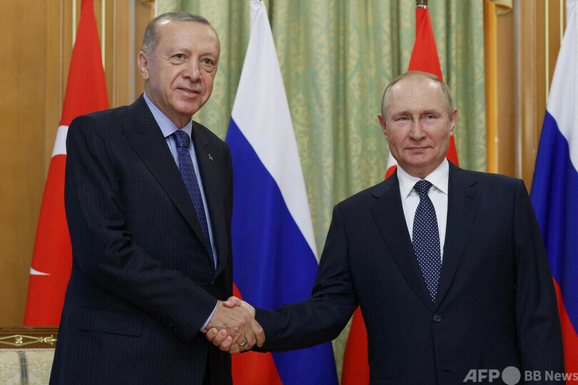 プーチン氏、地震被害のトルコとシリアに支援申し出