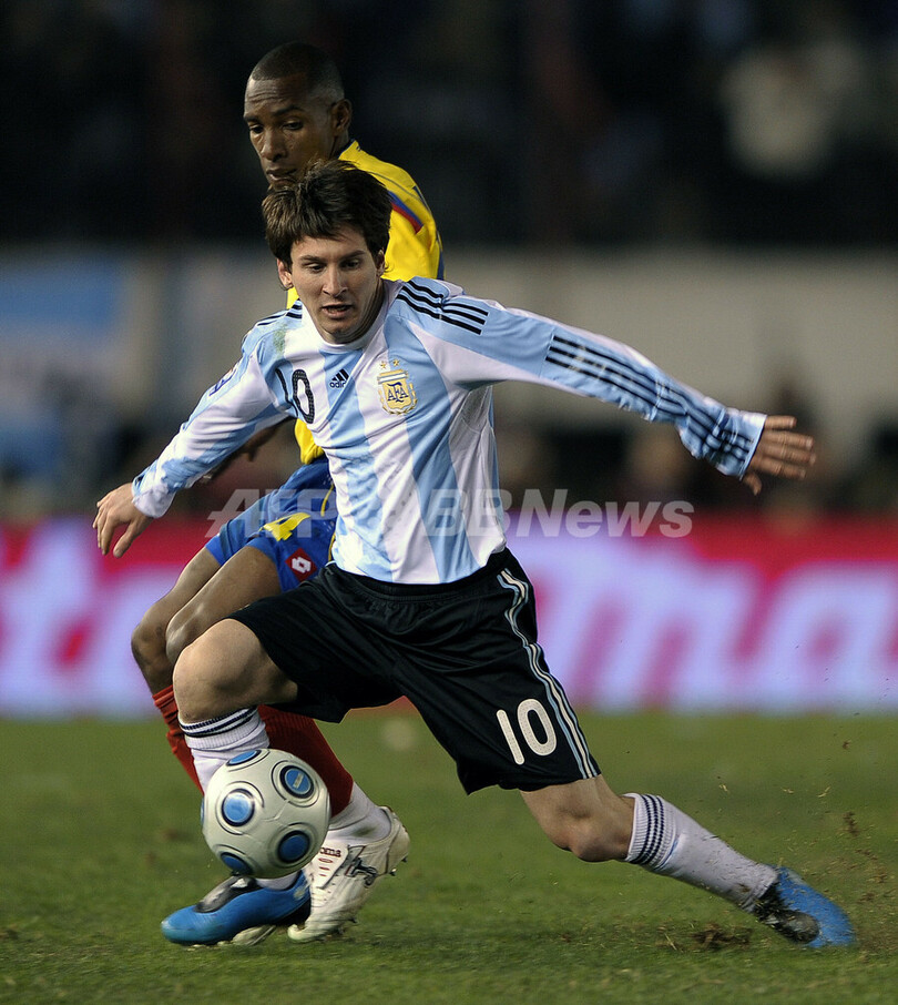 アルゼンチン コロンビアを下す、W杯予選