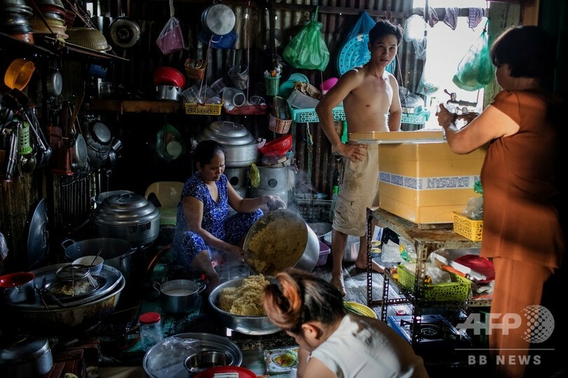 「黒い運河」の不法居住者、再開発で立ち退きへ ベトナム