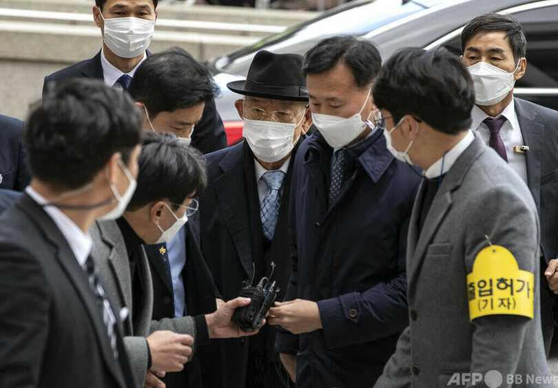 韓国の全斗煥元大統領が死去 90歳