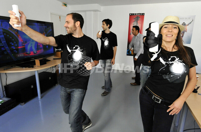 マイケルのように踊ろう！M・ジャクソンさんのビデオゲーム発売へ