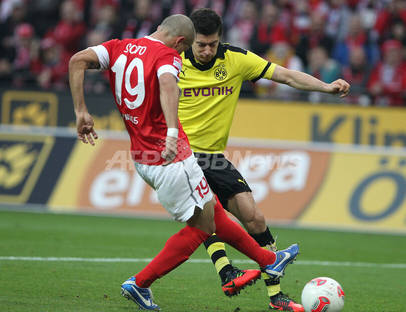 ドルトムント、マインツに逆転勝利