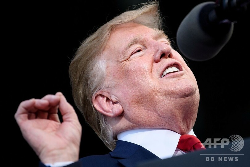 駆逐艦マケイン隠せとの命令は「しなかったはず」とトランプ氏