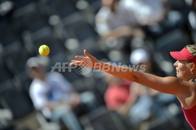 シャラポワが3回戦進出、ウィリアムス姉妹も勝利 イタリア国際