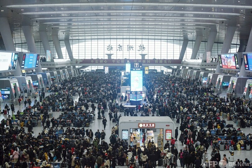 中国、春節前に移動自粛を勧告 公共交通運休で帰省に混乱