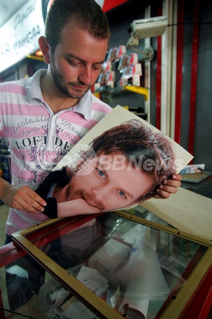 メロドラマの主人公に恋した妻に夫が三くだり半、アルジェリア