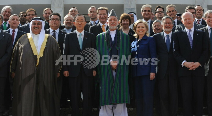 アフガン大統領、2014年までの治安権限移譲に自信 復興国際会議