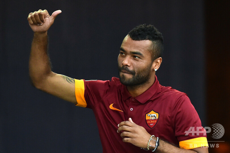 DFアシュリー・コールが38歳で現役引退、指導者の道へ