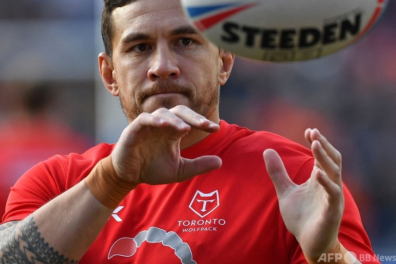 ソニー・ビルがラグビー引退 今後はボクシングに専念