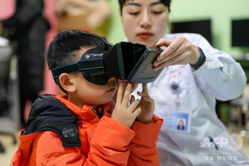 中国で近視が低年齢化 眼科で小学生が長蛇の列